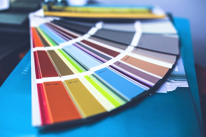 How to Choose the Right Colors and Fonts for Your Brand - Logos@Work